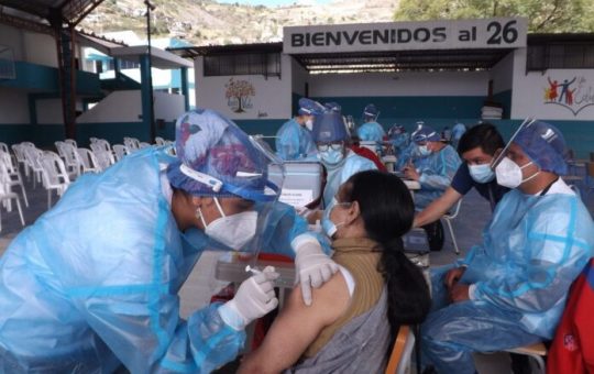 Así será la colocación de la tercera dosis de la vacuna anticovid en Ecuador
