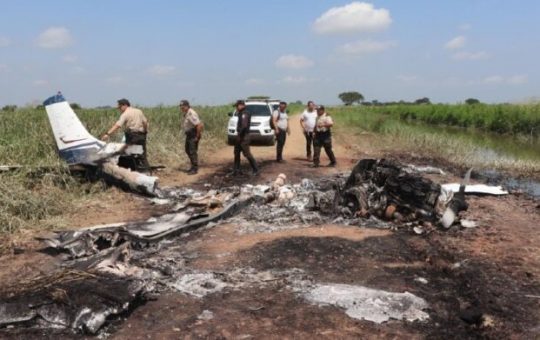 Avioneta incinerada es encontrada en recinto de Guayas.