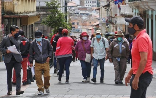 Ecuador: pesimismo y desconfianza.