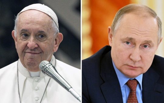 El papa ha pedido reunirse con Putin en Moscú, pero no ha recibido respuesta.
