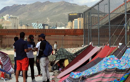 Frontera de Estado Unidos y México. El muro de los lamentos migrantes