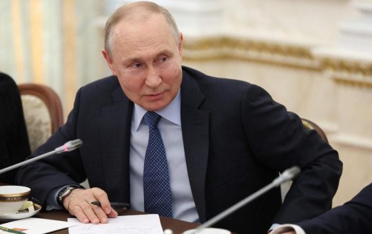 Putin: No ha tenido ningún éxito la ofensiva de Ucrania