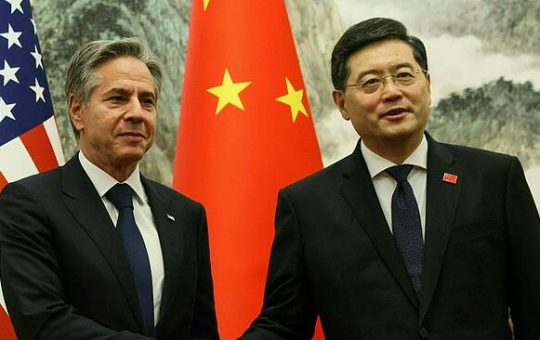 China y EEUU rebajan su hostilidad,pero el deshielo no llega