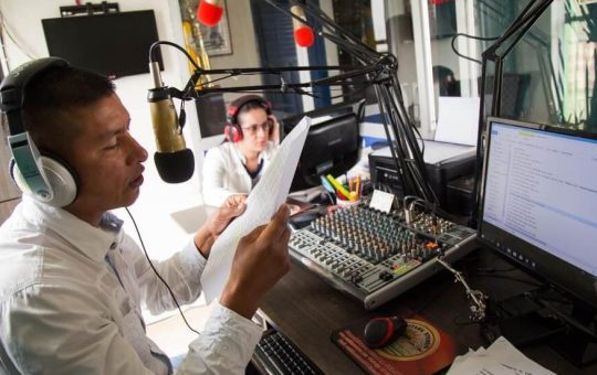 Colombia abre fondo a concursable de 750 mil dólares para radios comunitarias