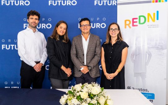 Fundación REDNI firma acuerdo de cooperación con Grupo Futuro para erradicar la Desnutrición Crónica Infantil