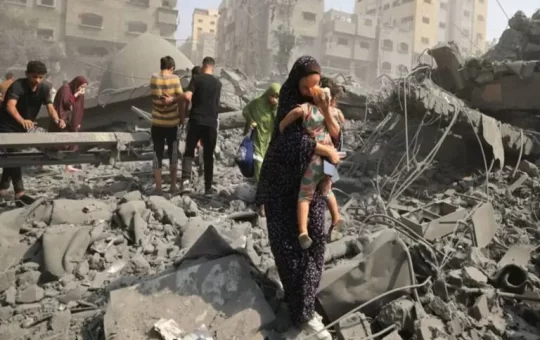 Siria condena masacre genocida de Israel en el campo de refugiados de Nuseirat en Gaza