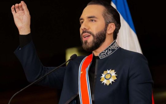 Nayib Bukele asegura que España rechazó ayuda humanitaria de El Salvador