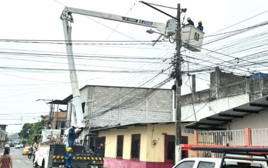 Desde el 20 de diciembre ya no habrá cortes de luz en Ecuador