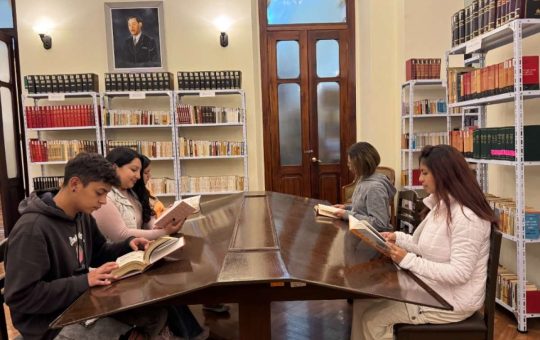 Biblioteca se inaugura en el Antiguo Círculo Militar de Quito