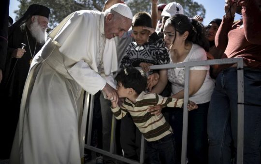 Cómo la inmigración y la dictadura marcaron la visión del Papa