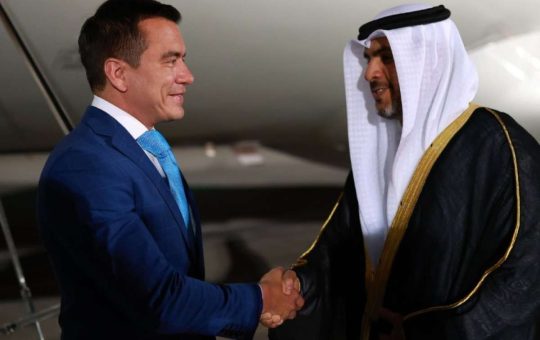 Ecuador y Emiratos Árabes fortalecen relaciones