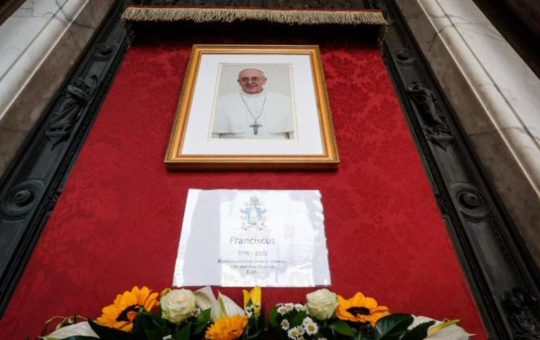 Ecuador declara duelo nacional ante fallecimiento del papa Francisco