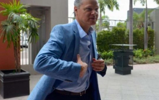 ¿Esteban Paz será presidente de la Ecuafútbol?