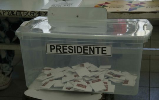 El espejo de las urnas, entre la dignidad y la ultraderecha