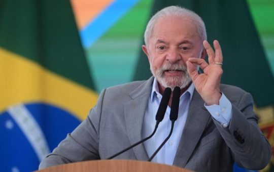 Presidente de Brasil firma decreto para regular nueva tecnología en televisión abierta y gratuita