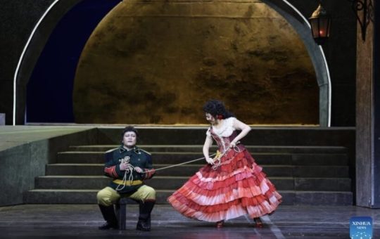 Carmen en Riad: cuando la ópera china abre grietas en los muros del reino