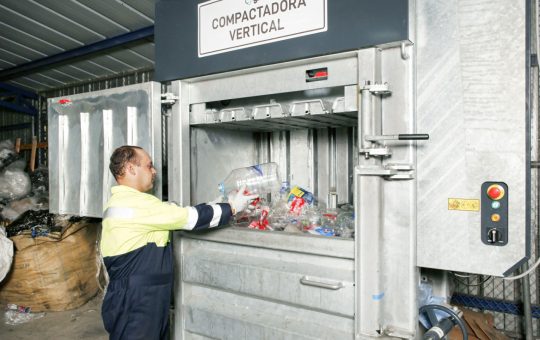 CORPORACIÓN FAVORITA ALCANZA LAS 100.000 TONELADAS RECICLADAS A TRAVÉS DE GIRA, SU EMPRESA DE ECONOMÍA CIRCULAR