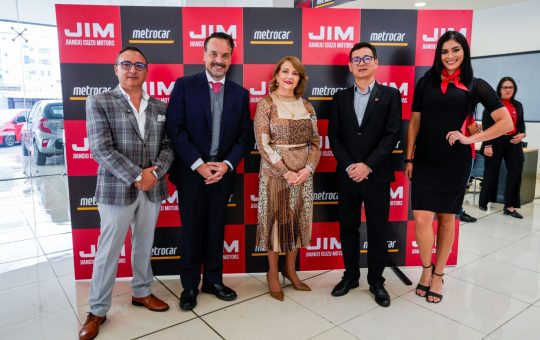 JIM y Metrocar oficializan su alianza en Ecuador y presentan su primer modelo: JIM RE-MAX