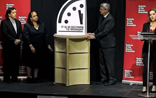 En 2026, el «Reloj del Juicio Final» marca 85 segundos para la medianoche
