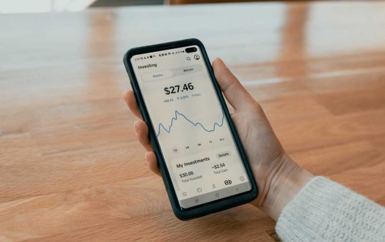 El mercado de valores ecuatoriano cerró por encima de los USD 18.000MM en 2025