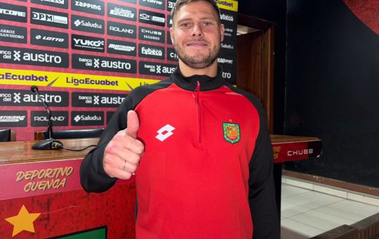 Germán Rivero ya viste de rojo y apunta alto en el Deportivo Cuenca