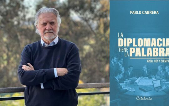 Exdiplomático Pablo Cabrera revisa más de cuatro décadas de trayectoria