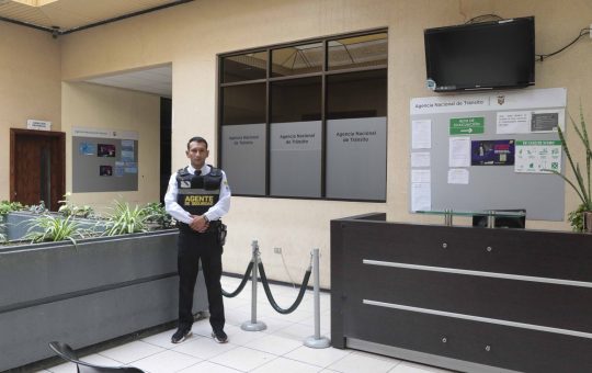 Estos son los trámites que están suspendidos en la ANT en Cuenca