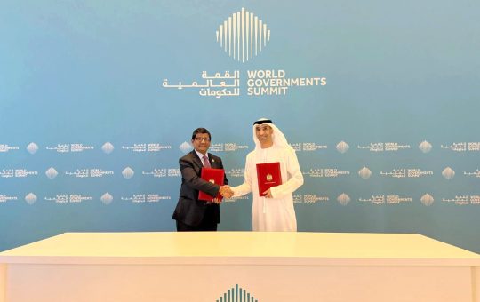 Ecuador cierra negociaciones técnicas con Emiratos Árabes para exportar productos sin aranceles