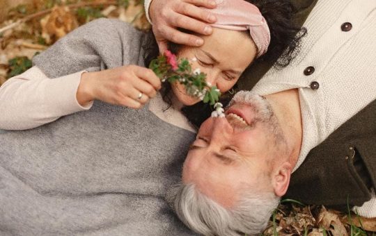 Amor, amistad y consumo: así celebran los ecuatorianos el 14 de febrero
