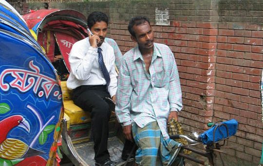 Tecnología y relaciones sociales en Bangladesh