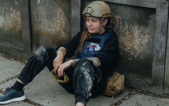 El periodismo como “salvoconducto”: navegar en un mundo donde el pragmatismo se encuentra con lo milagroso