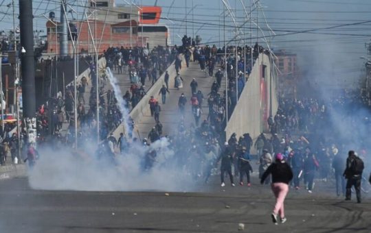 Bolivia sale a las calles contra la restauración neoliberal