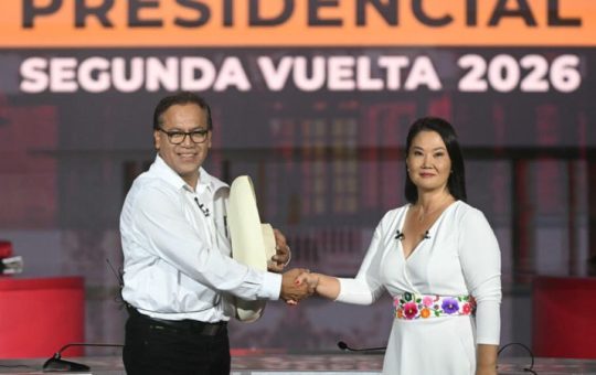 Perú: Segunda vuelta con Empate Técnico