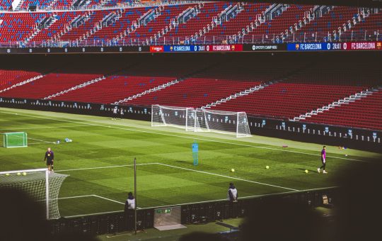 El fútbol dispara las audiencias de TV Abierta en Ecuador y reúne a más de 3,4 millones de espectadores con la Selección Nacional