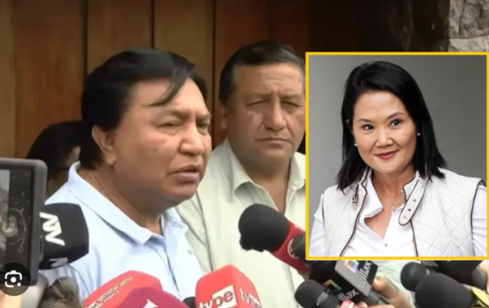 Perú: Fujimori se reúne con gremios y reconoce errores