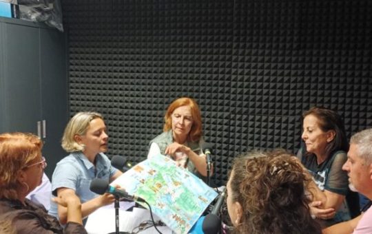 Arenal Es Tu Radio cruza fronteras con “Al otro lado del mapa”, poesía y cultura solidaria