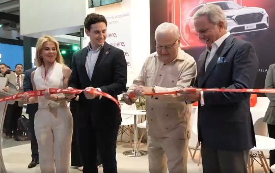 CasaPlan MotorPlan presentó alternativas para adquirir vivienda y vehículos durante Autoshow 2026