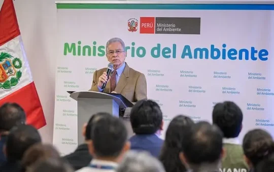 Perú: Ejecutivo declara en reorganización el Ministerio del Ambiente