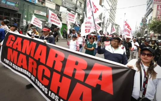 Perú: Emporio Comercial de Gamarra marcha contra fiscalización excesiva de Municipalidad La Victoria