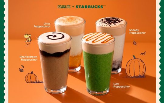 Starbucks® y Peanuts™ celebran el otoño con una colección global inspirada en The Great Pumpkin™ 