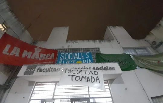 Jornada de protestas en Córdoba: Facultades tomadas.